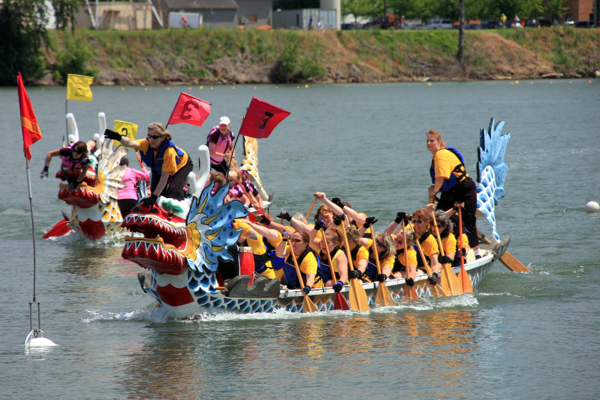 Portland | 🐉🌊 ¡Vuelven las Carreras de Botes Dragón al Portland Rose Festival! 🌊🐉